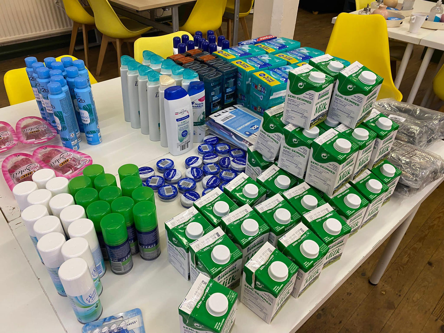 Buy an Emergency Food Pack